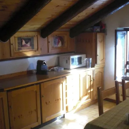 Appartamento La Thuile- Bellissima Mansarda Ristrutturata
